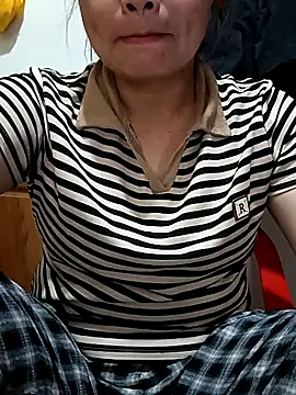 momo-ba online show from 11/01/25, 09:44