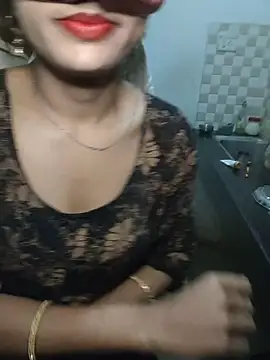 baby Cpl21 online show from 02/19/26, 12:39