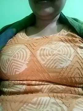 Snapshot of Tina_250 chatting on 01/05/26, 07:39 Tina 250 online show from 01/05/26, 07:39