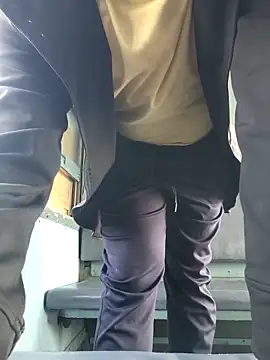 Snapshot of funnyboy_069 chatting on 11/27/25, 08:05 funnyboy 069 online show from 11/27/25, 08:05