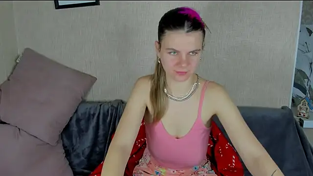 Zorianaa online show from 12/20/25, 09:11