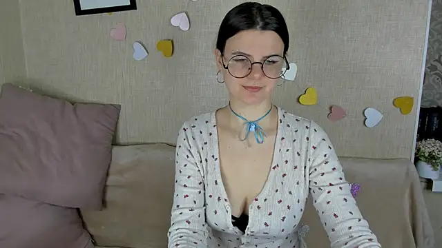 Zorianaa online show from 04/07/26, 08:42