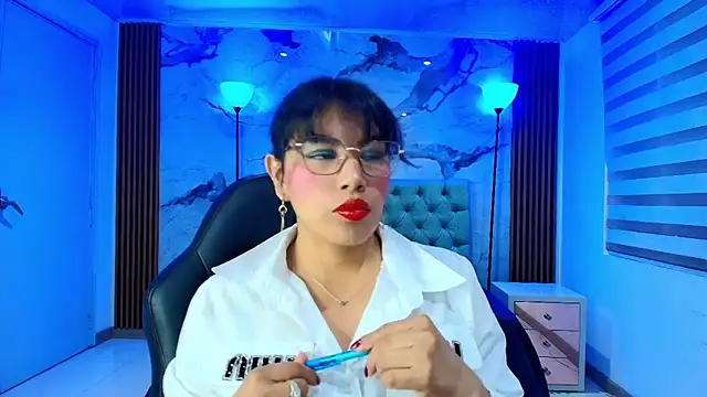 EsmeraldaChantre online show from 11/19/25, 11:43