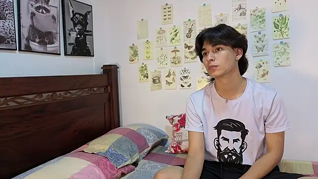 Raven Eclipse online show from 04/18/26, 10:10