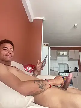 Snapshot of lamilapoya chatting on 11/20/25, 09:36 lamilapoya online show from 11/20/25, 09:36