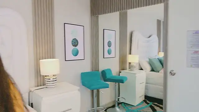 ScarlettPetrova online show from 04/22/26, 11:34