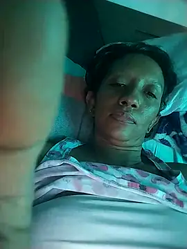 Snapshot of Aaliya_BigBoobs_ chatting on 11/01/25, 07:05 Aaliya BigBoobs online show from 11/01/25, 07:05