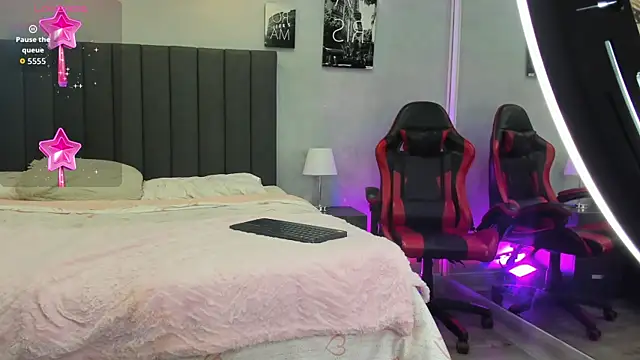 kendra london online show from 04/20/26, 11:13