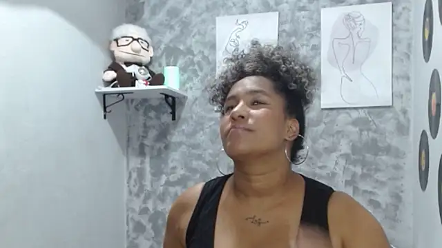 Snapshot of Ambar_foxy chatting on 11/07/25, 07:36 Ambar foxy online show from 11/07/25, 07:36