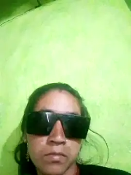 Sexy monikah online show from 12/17/25, 06:41