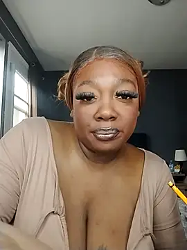 BiancaClarkson online show from 11/07/25, 05:46