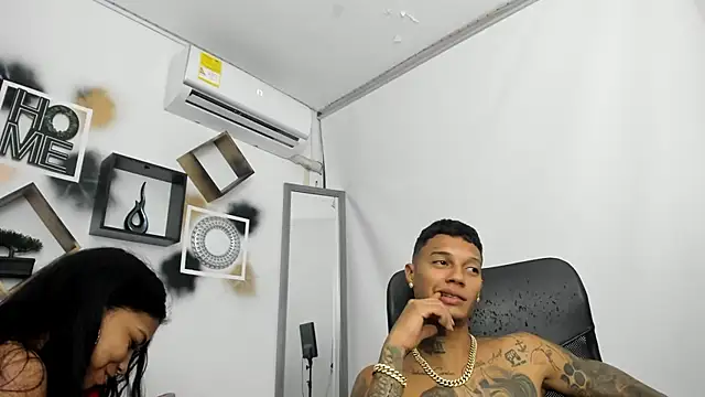 YuleimysAndAlex online show from 11/09/25, 03:16