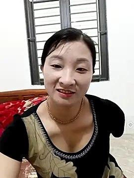 Snapshot of wees-lind chatting on 03/08/26, 01:47 wees-lind online show from 03/08/26, 01:47