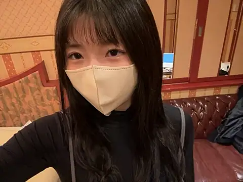 Snapshot of kirari_ch chatting on 11/15/25, 11:07 kirari ch online show from 11/15/25, 11:07