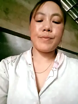 Sara pusyy online show from 04/18/26, 05:11