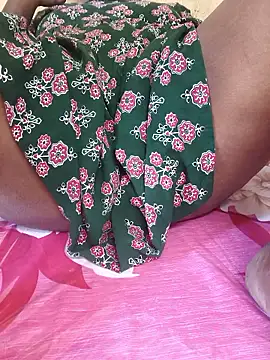 hyd couple7878 online show from 12/19/25, 09:16