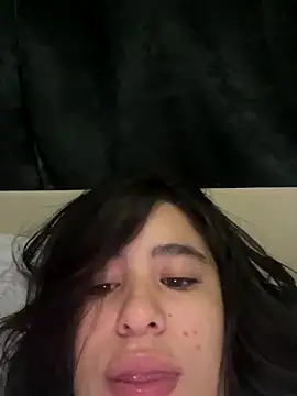 Snapshot of tata_jhonns chatting on 11/15/25, 09:11 tata jhonns online show from 11/15/25, 09:11