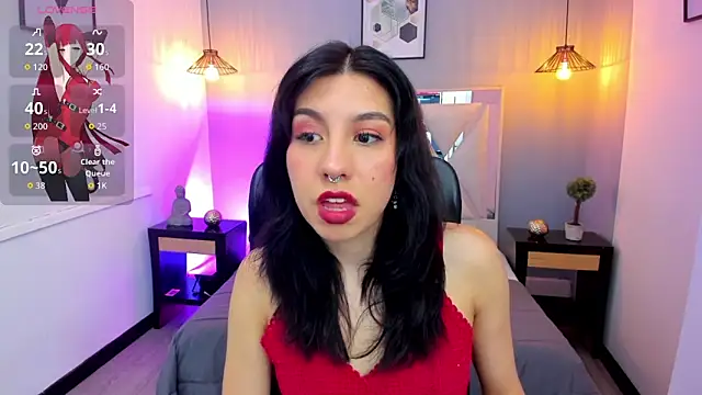 zoe-moreau online show from 04/15/26, 07:43