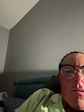 Snapshot of Angel-LinaX chatting on 01/15/26, 04:39 Angel-LinaX online show from 01/15/26, 04:39
