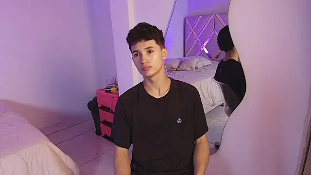 Eiden Blake online show from 01/10/26, 03:19