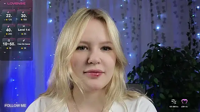 Mila wxw online show from 11/12/25, 12:27