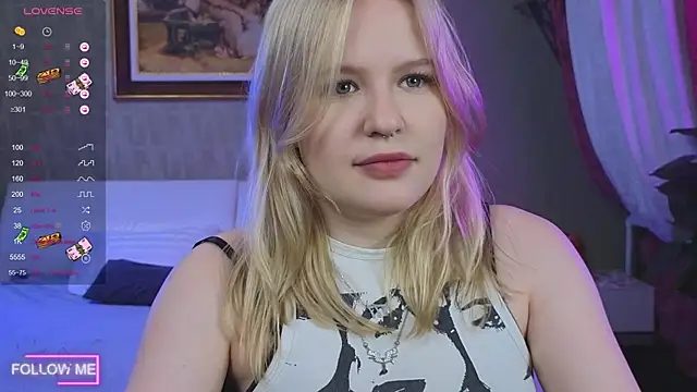 Mila wxw online show from 11/21/25, 11:20