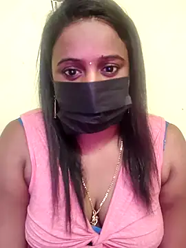 Snapshot of tam-queen1 chatting on 11/12/25, 07:09 tam-queen1 online show from 11/12/25, 07:09