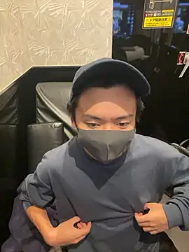 Snapshot of RYUTA_9911 chatting on 11/06/25, 12:06 RYUTA 9911 online show from 11/06/25, 12:06