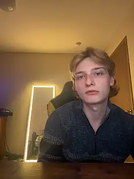 Snapshot of craynderain chatting on 11/03/25, 01:29 craynderain online show from 11/03/25, 01:29