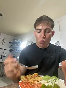 AlexanderBianchi2 online show from 11/29/25, 11:52