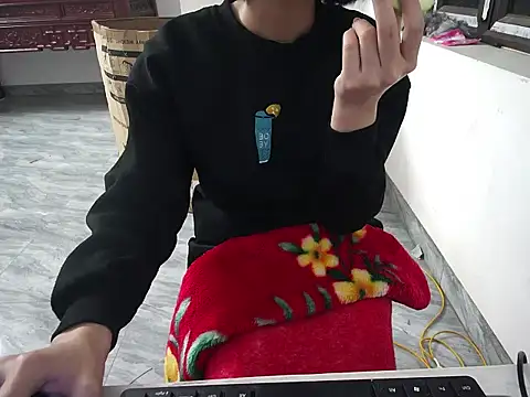 ---Lusi03--- online show from 02/19/26, 03:52