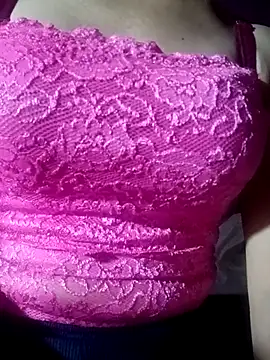 LenaLy2k online show from 11/29/25, 09:23