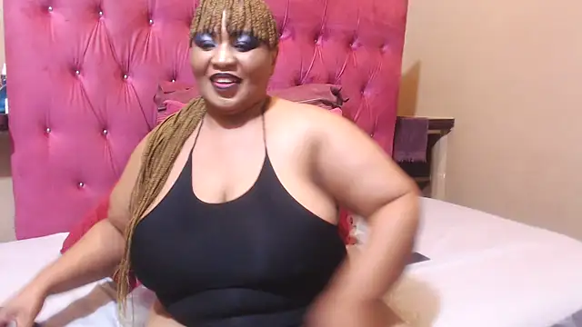 HUGE BUSTY EBONY online show from 03/15/26, 07:53