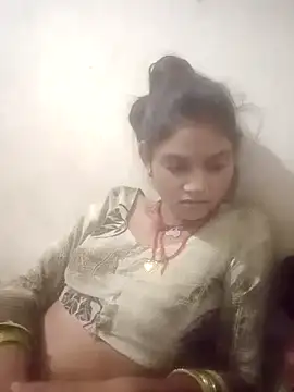 Jooli cuty online show from 11/07/25, 05:35