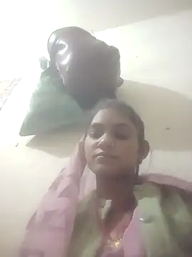 Jooli cuty online show from 11/17/25, 01:28