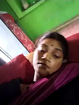 Jooli cuty online show from 04/08/26, 03:50