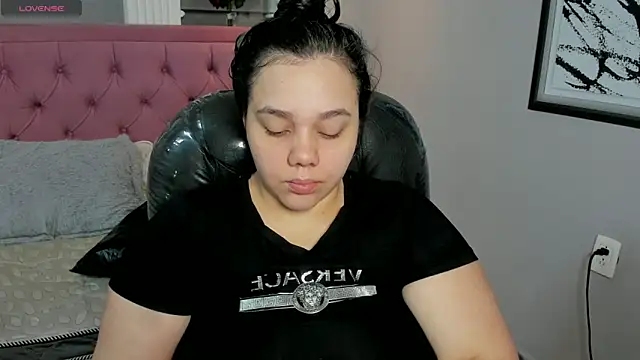  chelsea 24 online show from 05/17/26, 04:25