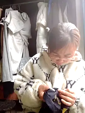 be-yeu online show from 11/13/25, 01:48