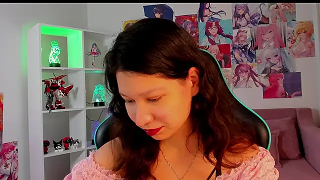 SaraDenars online show from 11/28/25, 05:21