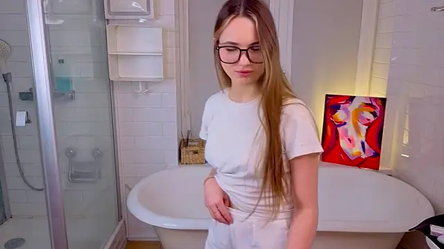 LeenaPuita online show from 01/14/26, 04:56