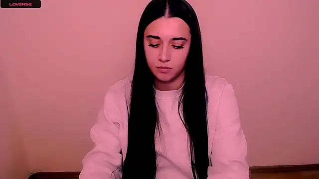 AlinaDoll  online show from 11/28/25, 09:56