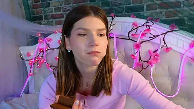 WilmaJohnson online show from 03/13/26, 07:04