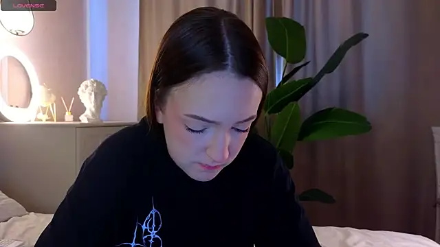 Snapshot of FrancesMason chatting on 03/03/26, 06:19 FrancesMason online show from 03/03/26, 06:19