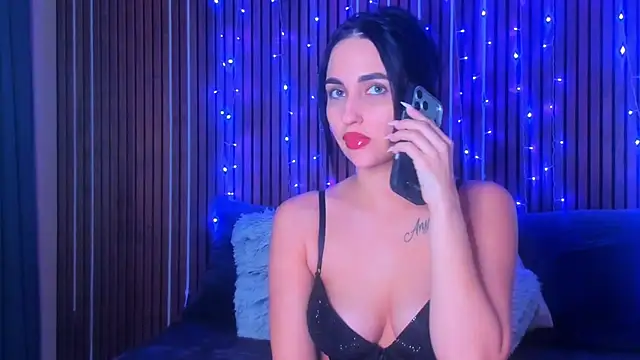 CamillaParis25 online show from 12/22/25, 05:43