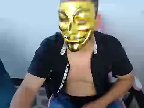 Snapshot of luminos- chatting on 11/07/25, 02:17 luminos- online show from 11/07/25, 02:17