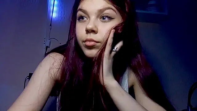 Snapshot of linavox chatting on 11/08/25, 06:18 linavox online show from 11/08/25, 06:18