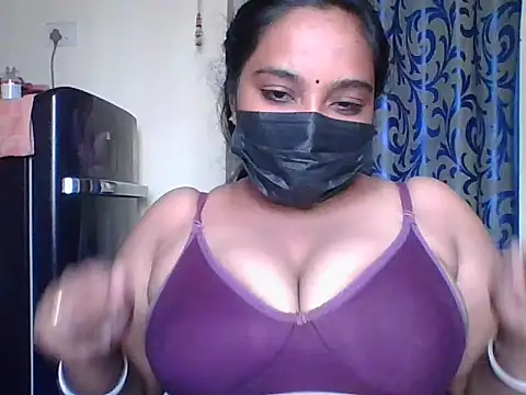 Mathi cam online show from 03/23/26, 09:46