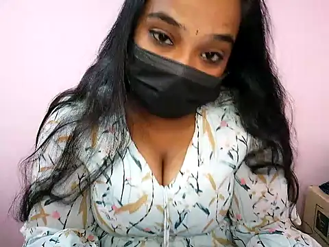 Mathi cam online show from 06/18/26, 04:24