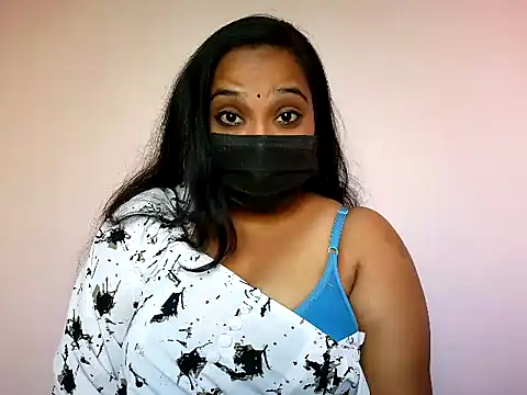 Mathi cam online show from 07/15/26, 04:40