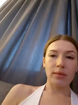 MelissaPinkiss online show from 12/21/25, 01:07